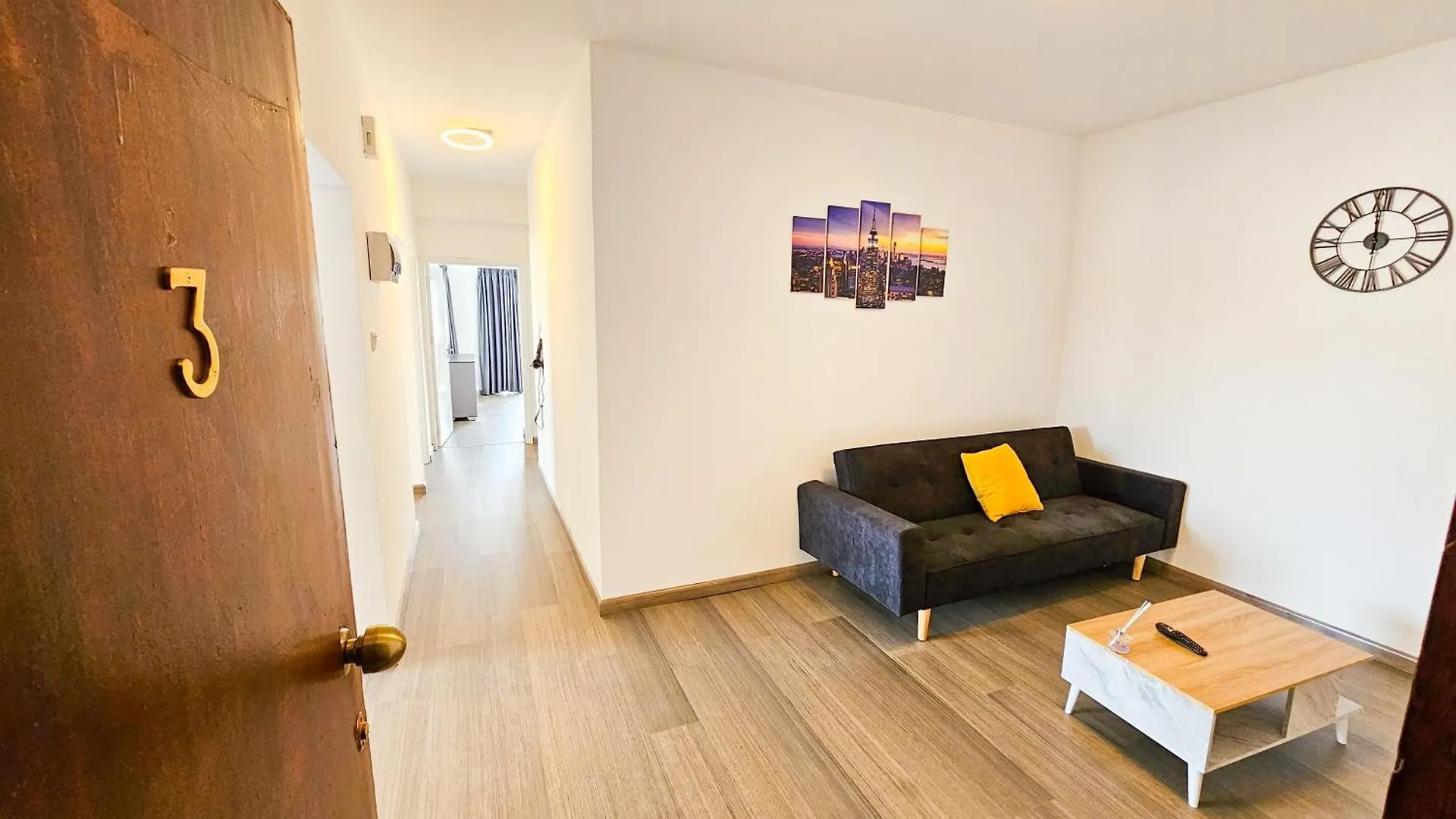 Sky Way City Apartment, 150M From Chabad Lubavitch Larnaca Cyprus