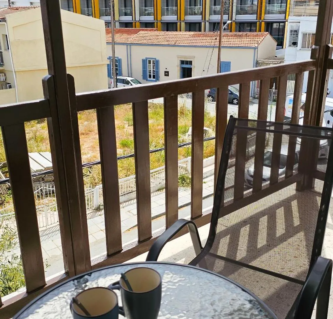 Sky Way City Apartment, 150M From Chabad Lubavitch Larnaca Apartment